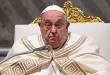 Pope Francis Diagnosed with Double Pneumonia