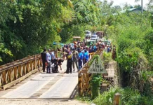 Dismissed nga pulis, patay matapos ginpaarakan sang luthang sang ginabanta lima ka tawo