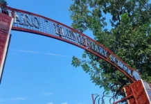 Mga ginikanan sang Jaro 1 Elem. School, nagpa-Bombo matapos gindumilian nga magsulod sa eskwelahan