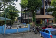 58-anyos nga iloy kag 2 ka mga anak, dungan nga nag-gradwar sa senior high school