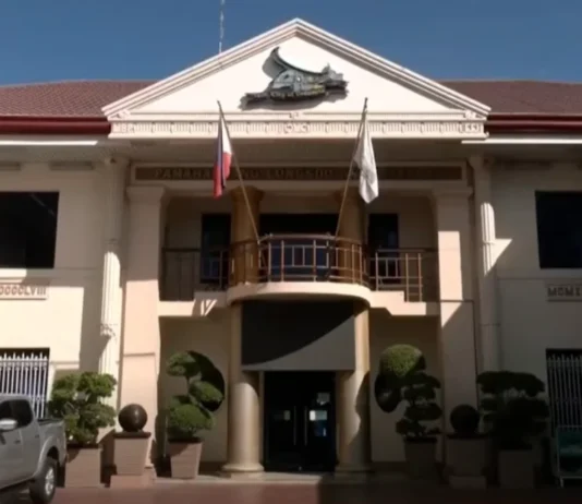 Mayor, Vice Mayor, kag 6 ka konsehal sang Urdaneta City, Pangasinan, ginkakas sa pwesto
