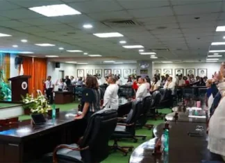 Chairman sang Committee on Rules sa Sangguniang Panlalawigan sang Iloilo, nagapati nga indi mandatory sa Provincial Board ang DILG Legal Opinion
