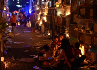 All Saints’ Day kag All Souls’ Day, isa ka matahum nga okasyon suno sa Simbahan Katolika