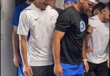Kama nga himo sa karton sa Athletes Village, ginsamad it mga atleta halin sa Israel; gustong pamatud-an kon matibay maskin sa sex