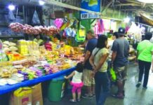 Sangka vendor, nagaeaum nga mataw-an sanda it nagakaigo nga lugar sa guwa it Kalibo Public Market