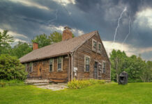 Haunted house nga naging inspirasyon it horror movie nga ‘The Conjuring’, naibaligya it $1.5 M!