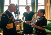 Sangka Pinay nurse, ginpasidunggan it sangka tumaeagsahon nga award sa UK