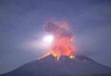 Sakurajima volcano sa Japan uman nga sumabog