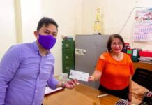 Mayor Juris Sucro gindonar ro anang unang sweldo bilang alkalde it lokal nga gobyerno it Kalibo