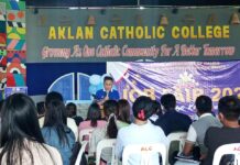 Kapin sa 600 ka mga job seekers, nagpartisipar sa ginpatigayun nga job fair it LGU-Kalibo