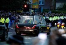 Bangkay ni Queen Elizabeth II nakabalik eon sa London