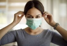 Pagsuksok it facemask sa nasyon it Singapore, ginkakas eon