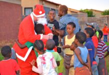 South Africa,maeaka eamang ro nagaselebrar it paskwa