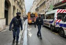 3 patay sa nag-eontad nga pangpamaril sa central Paris