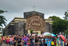 Selebrasyon it kaugalingon nga bersyon it Ati-Atihan Festival sa banwa it Makato, kabilugan nga madinaeag-on