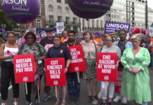 Maeapnagon nga protesta sa UK, nagapadayon
