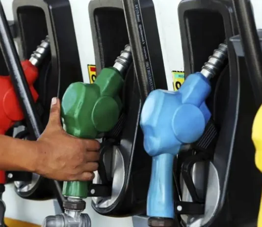 Dugang bawas sa presyo ng gatong, ginapatuman subong nga adlaw