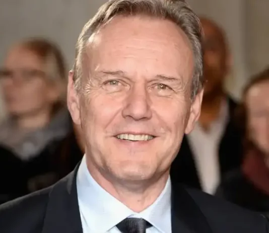 British actor nga si Anthony Head, nagtaliwan na sa 72-anyos