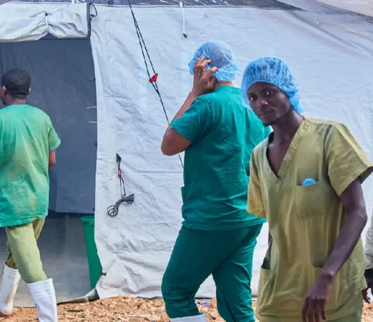 Ebola trial sa Bunia, nagahatag paglaum pero may padayon nga kabalaka sa komunidad
