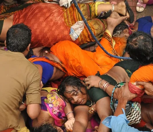 17 patay, masobra 20 pilason sa stampede sa festival sa India