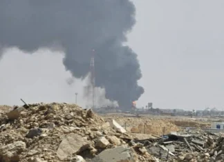 53 patay at 200 sugatan sa Houthi missile attack sa Yemen