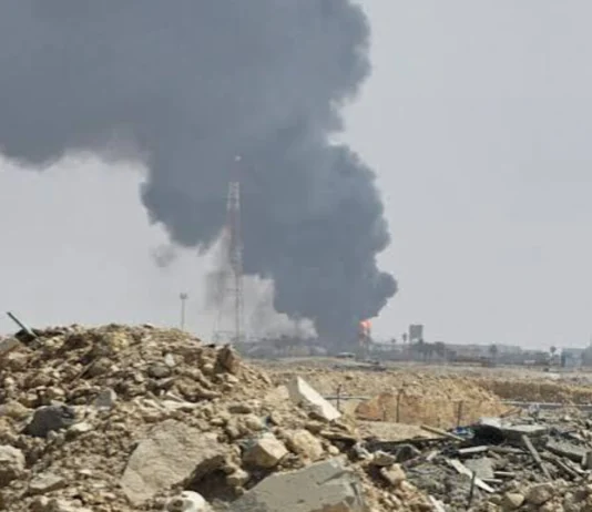 53 patay at 200 sugatan sa Houthi missile attack sa Yemen