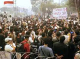 Libo-libong estudyante sa Indonesia nagprotesta laban sa haze crisis, nanawagan ng state of emergency