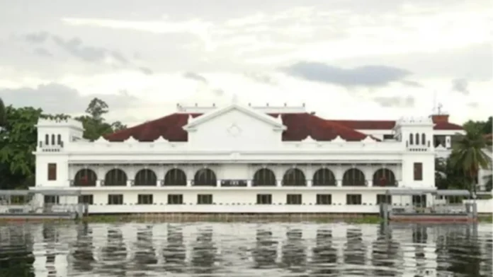 malacaang-nag-awhag-bato-dela-rosa-nga-boluntaryo-nga-magsungka-icc