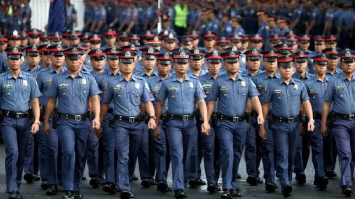 pnp-12-magahatag-sang-safety-reminders-agud-malikawan-krimen-undas