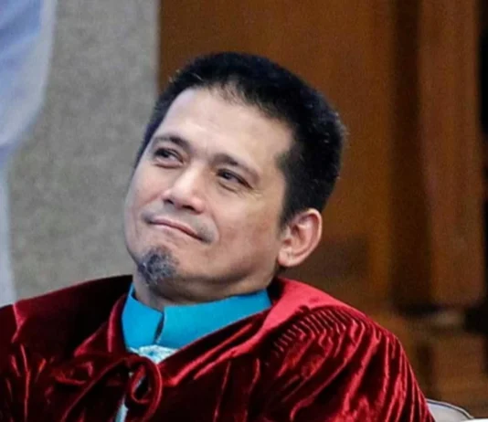 Sen. Padilla nagpanawagan sang dayalogo sa tunga sang Pilipinas kag China