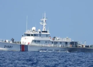 PCG, pinatalawna ti ganganaet a barko iti kabaybayan ti Pag-asa Island