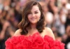 Selena Gomez, inadmitirna a dimmalan iti nicotine addiction