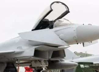 United Kingdom, mangiwaras ti fighter jets iti Saudi Arabia