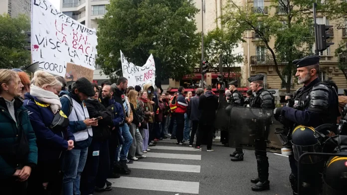 france-protest-1