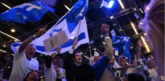Israeli Prime Minister Netanyahu, ad-ado paylaeng ti mangayat nga agtalinaed iti pwesto