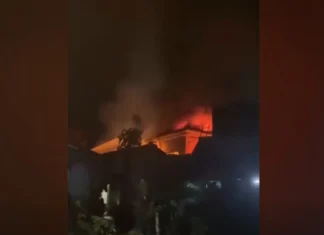 Dua a balay iti Barangay Madamba iti ili ti Dingras, nauram