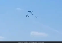 2 nga eroplano nagdinnungpar iti airshow idiay Portugal