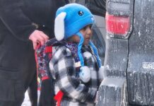 5-anyos nga ubing ken ti amana, nakaawiden idiay Minnesota kalpasan a maikulong ti ICE detension