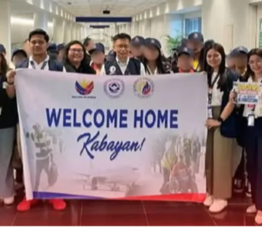 Umuna a batch ti 34 OFWs a na-stranded sadiay Saudi Arabia, nakaawiden ditoy Pilipinas