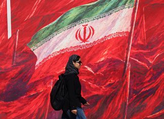 Iran, inakusaran iti Estados Unidos a saan a seryoso iti peace deal