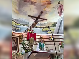 Padi idiay Ecuador, Napandagan iti Krus Kabayatan iti Panagmisa a Naka-livestream