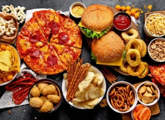 Masansan a pannangan kadagiti ultra-processed foods, maikonkonektar iti nasapa a panangdadael kadagiti bassit a blood vessels iti utek