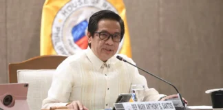 Rep. Santos, patpatutukan ti departure alerts iti Laos drug probe