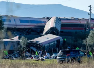 64 natay, 80 nadun-dunor agraman ti maysa a Pilipino iti panagdinnungpar ti dua a tren idiay Spain