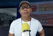 Masugid na paradangog kan Bombo Radyo, saro sa mga enot na nakisumaro sa Dugong Bombo 2024 Dugong Bombo blood donor