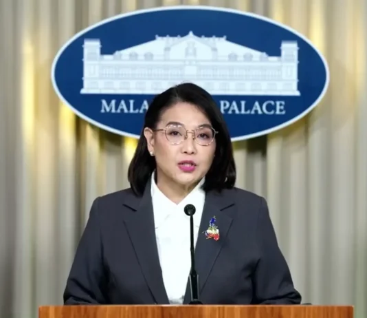 Palasyo, inengganyar si Sen. Bato na magsurender na nganing dae dumanak an dugo