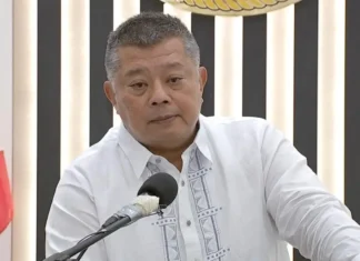 Ombudsman Boying Remulla, pinahimutikang may ‘political persecution’ sa pag-iimbestigar ki Sen. Legarda, Rep. Leviste