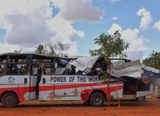 22 nagadan sa bus crash sa Kenya,mga pasahero hali pa sa gadan