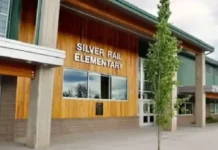 Apat Gadan sa Pamamaril sa Eskwelahan sa Oregon