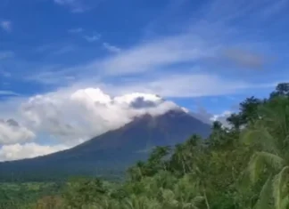 Bulkang Mayon, Nagbuga nin Abo; Alert Level 2 Nagpapadanay-Phivolcs